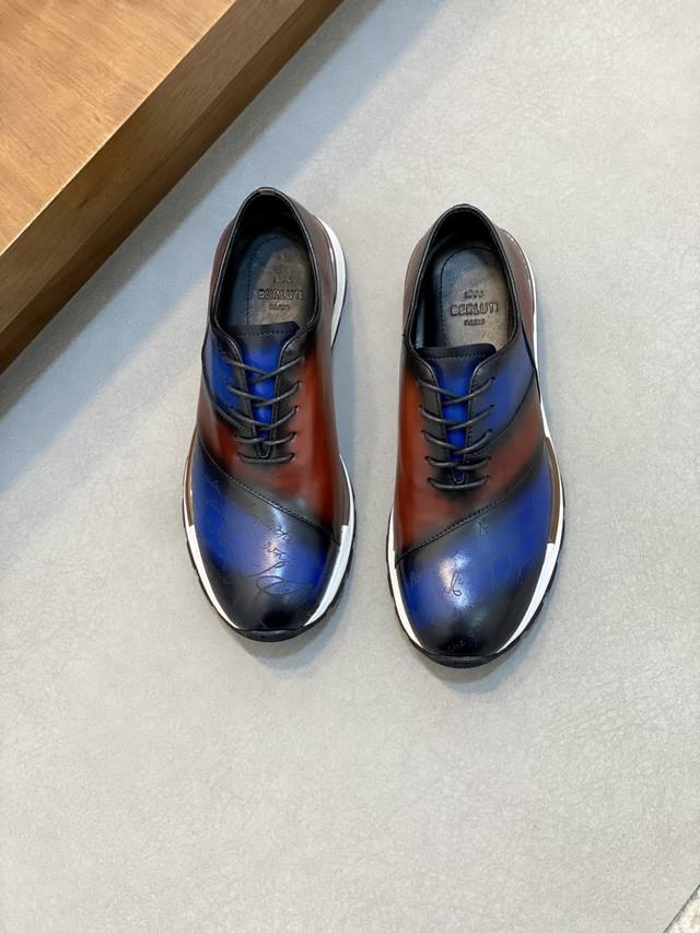 Berluti 布鲁提 男士新款Fast Track Scritto图纹擦色皮革运动休闲鞋 Berluti自跑鞋风格中汲取灵感，把休闲优雅的美学提升至更高层次，