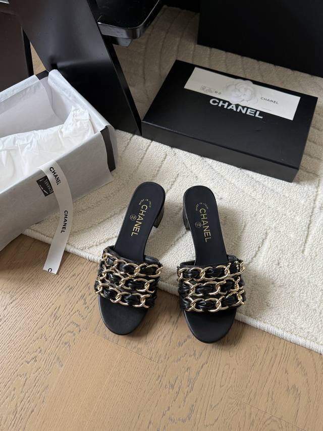 Chanel 25C春夏新款全系列链条单鞋全系列首发 专柜有的我都有！高版本高品质鞋面牛皮 原版面料 内里羊皮 原版大底Size:35-39 其他码数定