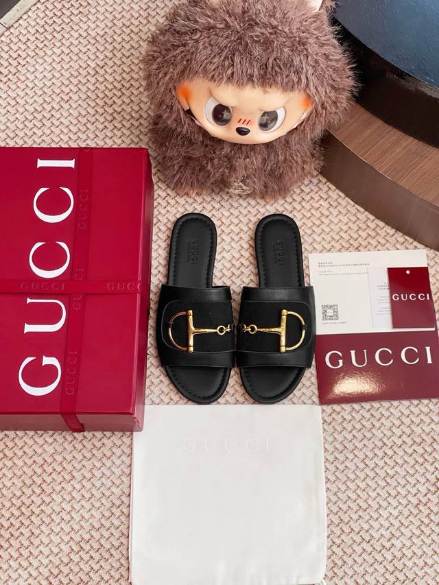 Gucci 平底拖鞋 整双鞋子采购Zp开发打造，全部定制材料，独家开模大底，细节全部对版出货，连包装也做到跟正品一样。码数:35-40