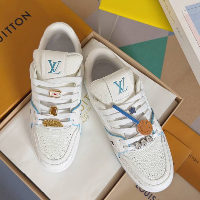 顶级版本：情侣款 Lv Tarine路易威登 驴牌 L家 邮轮限定 情侣款 休闲 运动鞋 滑板鞋原版购入开发 做货 本款 Lv Trainer 运动鞋为光滑牛皮