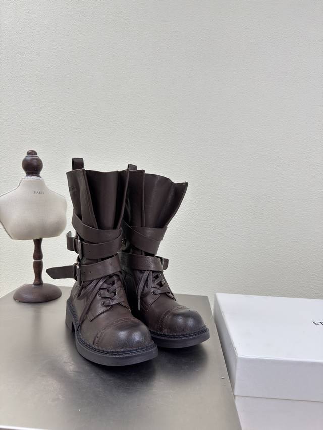Ethor机车靴 瘦腿神器 达人必备厂价 咖啡色 水染牛皮 做旧风格 防滑大底 浮夸造型面料 原版定制缩纹水染小牛皮+吸水牛皮内里内里 水染牛皮内里 大底 原版