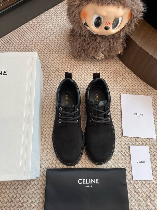 Celine 低帮鞋整双鞋子采购Zp开发打造，全部定制材料，独家开模大底，细节全部对版出货，连包装也做到跟正品一样。码数:女35-40 男39-45