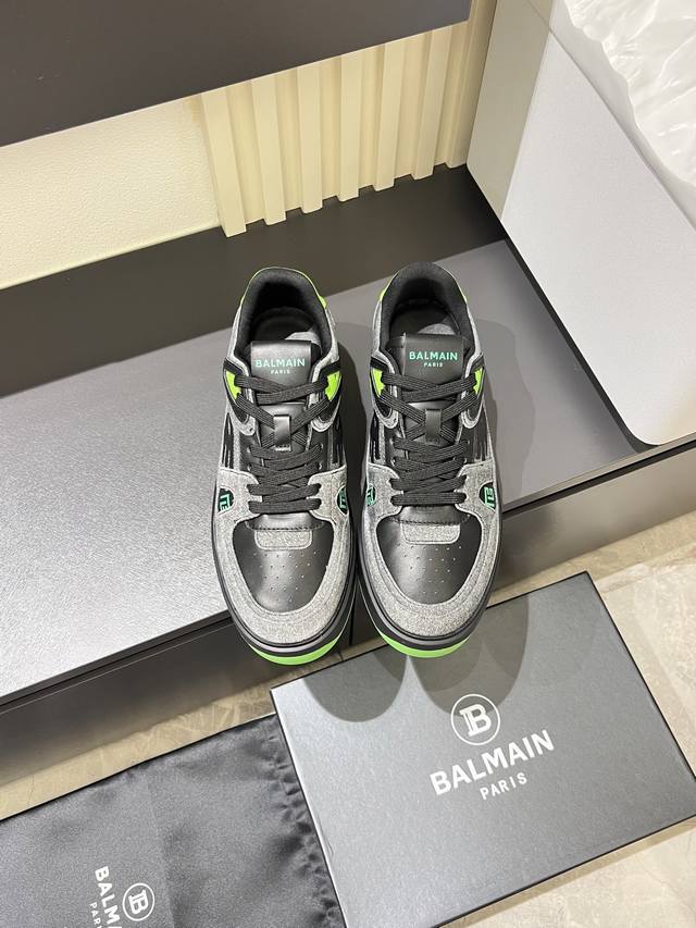 巴尔曼Balmai* 新款男士运动休闲鞋，时尚潮流，内里牛皮上脚非常舒适，极致柔软细腻，搭配巴尔曼专属鸡眼五金扣，Tpu大底，流线形男鞋！高档精品别错过！Siz