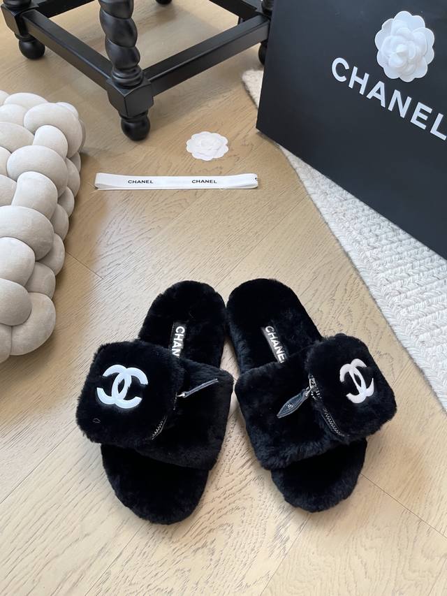 Chanel 25B新款书包扣羊毛拖鞋！顶级版本！抢先发售 鞋面真羊毛 垫脚羊毛 原版防滑大底码数：34-40 34 40定制不退换