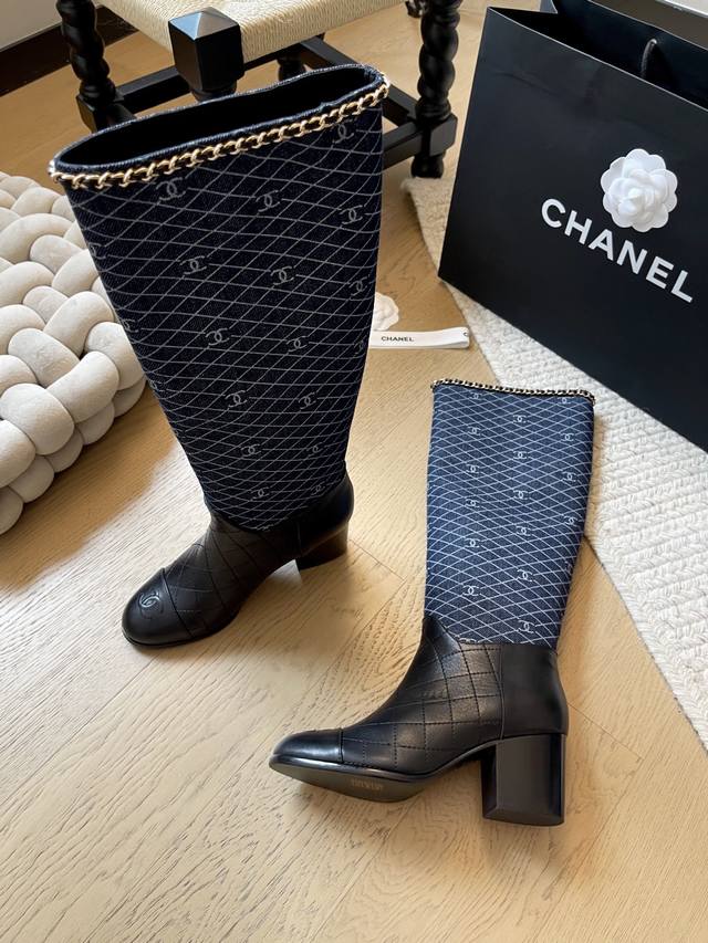 Chanel 25A新款链条粗跟靴子系列！顶级版本！抢先发售鞋面羊皮 内里羊皮 真皮大底原版定制链条！6Cm码数：34-41 34 40 41定制不退不换