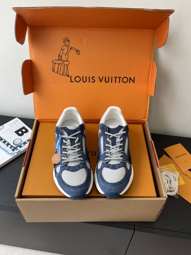 Lv 路易威登 25Ss新款 Olympia运动鞋 Lv Olympia运动鞋的运动流线型设计灵感来自跑鞋。精致的鞋面由多种技术材料制成，包括网眼和金属合成皮革