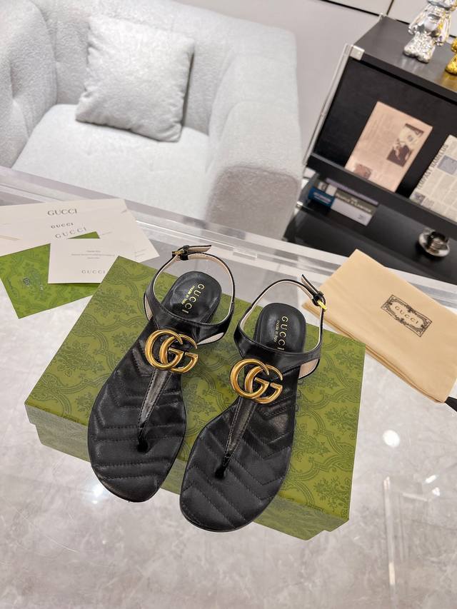Gucci 双G凉鞋 正品一比一开发 原版材料 欢迎细节对比 码数:35-40