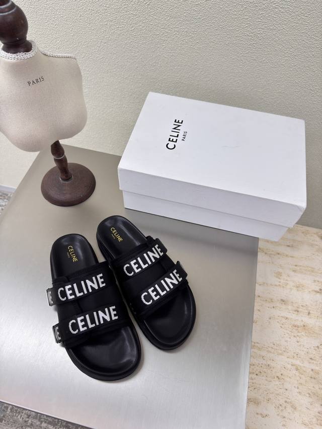 厚底双层 织带Logo 拖鞋 Celine 夏日专属 凯旋门样式 精品五金扣件凯旋门系列 平底凉鞋 赛琳 家族元素设计 凯旋门 一片式拖鞋 黑色 面料选用打蜡牛