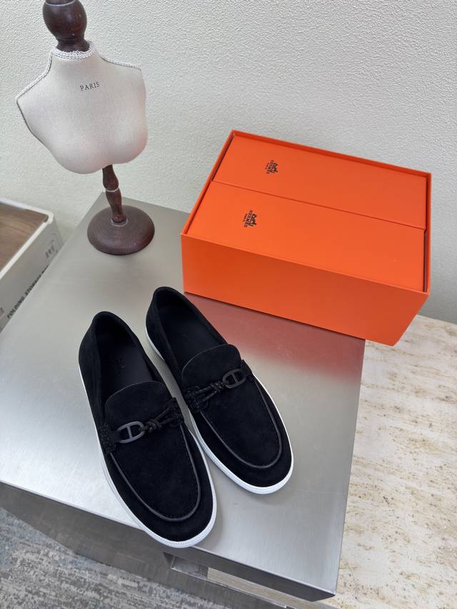 Hermes 爱马仕 H家 Game Kelly扣 厚底乐福鞋爱马仕 高版本 Hh 配手提袋 双只鞋盒包装 Game Kelly 扣 乐福鞋 黑色爱马仕 Job