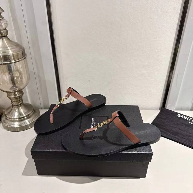 Ysl夹趾拖鞋2025新版 红棕色牛皮 码数35-44 35.43.44订做 橡胶大底 真皮大底