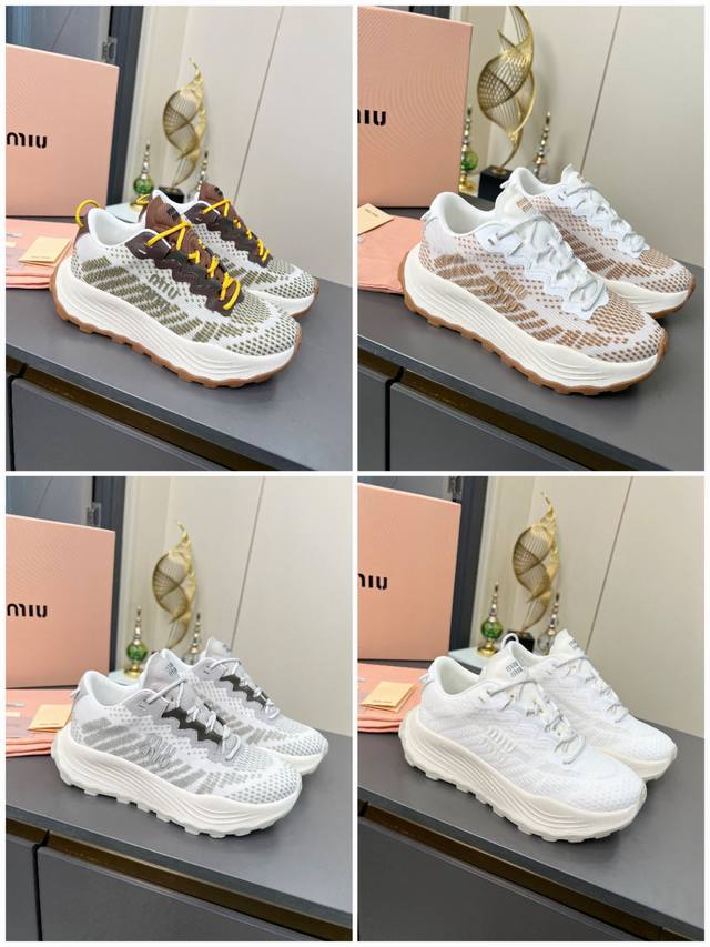 Miumiu 缪缪2025春夏时尚新品，透气针织运动网鞋，厚底增高，体现了Miu Miu 的大胆特色，尽展女士魅力，简约线条 ，别致鞋面徽标饰，现代风格简约高级