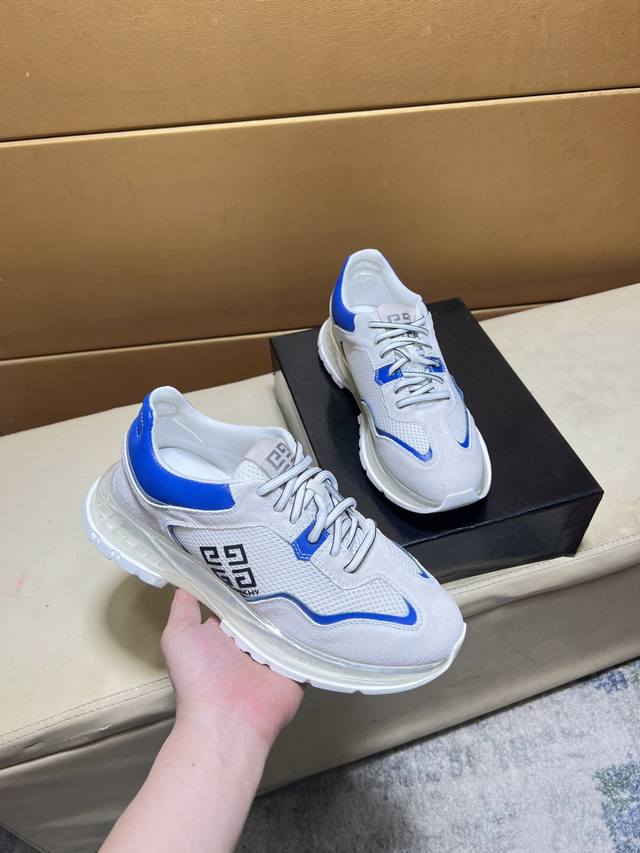 Givenchy 纪梵希 -高端品质 原单 -鞋面；纳帕小牛皮、反绒小牛皮、鞋身丝印品牌Logo -内里：品牌网帆布，垫脚；水染牛皮 -大底：超轻Tpr 橡胶;