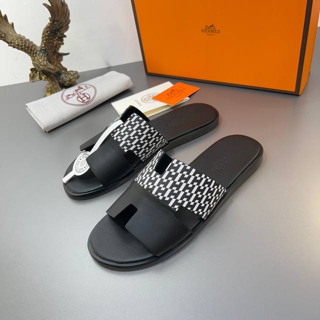HermèS Size：38-45 46.47定制 Hermes爱马仕 官网最新专柜同步新款Oran彩色皮面H拖鞋 巴黎原版飞回正品开模完美打造最高品质 诚意巨