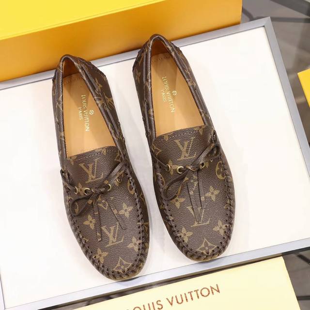 工厂P价 Lv 豆豆鞋 高端品质 进口小牛皮水染牛皮里 原版橡胶大底 Size：38-45