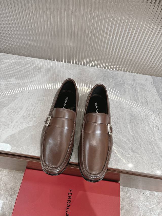 调工厂P价 男装男鞋 运动原单 Ferra Gamo 原单 -菲拉格慕 乐福鞋 - Salvatoreferragamo 今时今日己成为一个历史不衰的意大利经典
