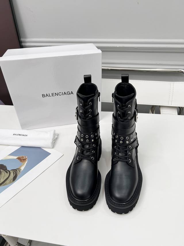 工厂P价 女装女鞋 运动原单 Balenciaga 万众瞩目的毒液靴出货啦 From Balenciaga 2025 Fall 系列 Venom Boots从机