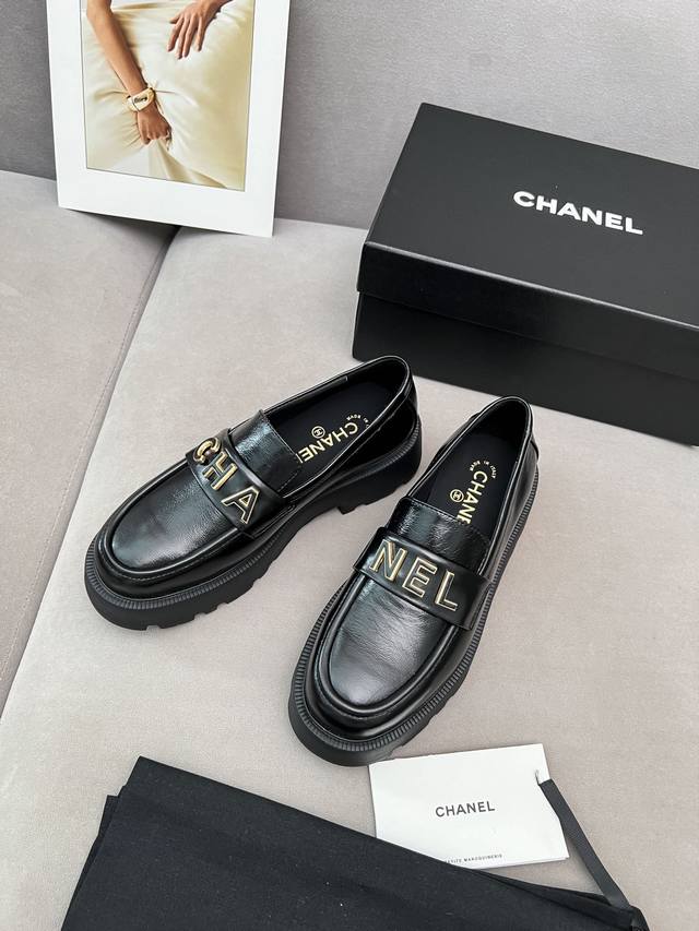 工厂P价 女装女鞋 运动原单 2025Ss Chanel 厚底乐福鞋 字母款 23Ss香奶奶新品乐福鞋 设计简约高级，超级百搭款！，进口牛皮、原版做货、 原版开