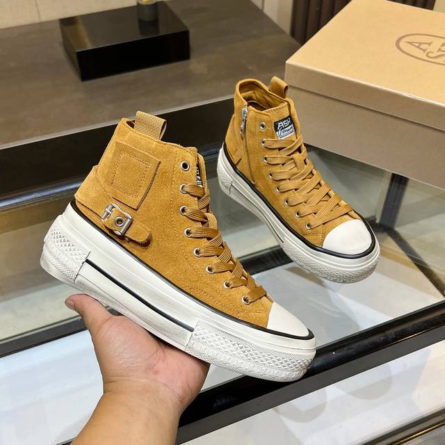 款号052 Ash新品女鞋秋季做旧高帮厚底运动休闲潮鞋，精选原版经典金属饰扣，原版开模防滑橡胶大底跟高4Cm抛脏设计，精美线条、简约大气，上脚感超级舒适上档次