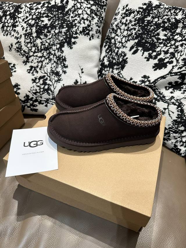 Ugg 羊毛雪地靴 35-44码 平底
