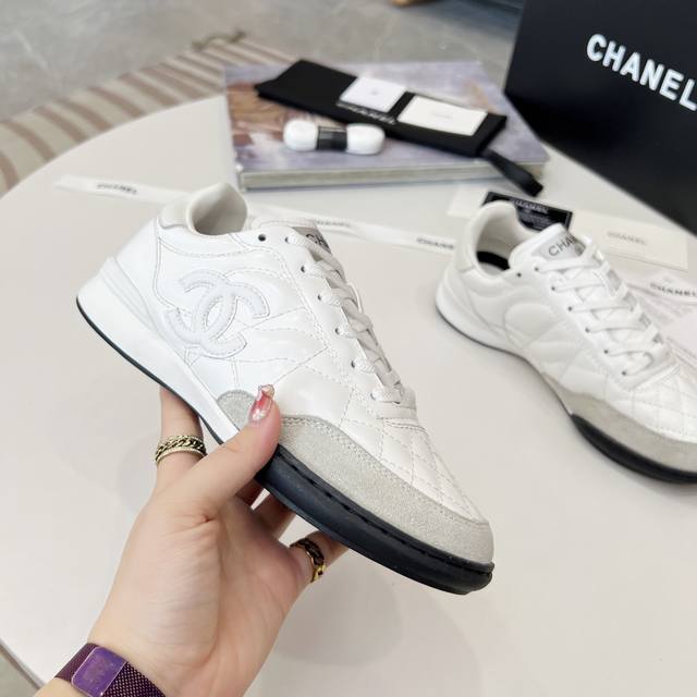 工厂P价 女装女鞋 运动原单 Chanel官网同步 秋冬新品高版本香奈儿顶级休闲鞋系列__________________ 秋冬四季香家必备爆款，女神系列，拥有