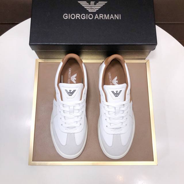 工厂P批 Armani 牛皮内里 阿玛尼最新新款休闲鞋 火爆热卖官网同款 原单爆款 .原工厂P牛皮材料1：1原板 牛皮内里，原厂发泡大底。身配件一比一开模 专柜