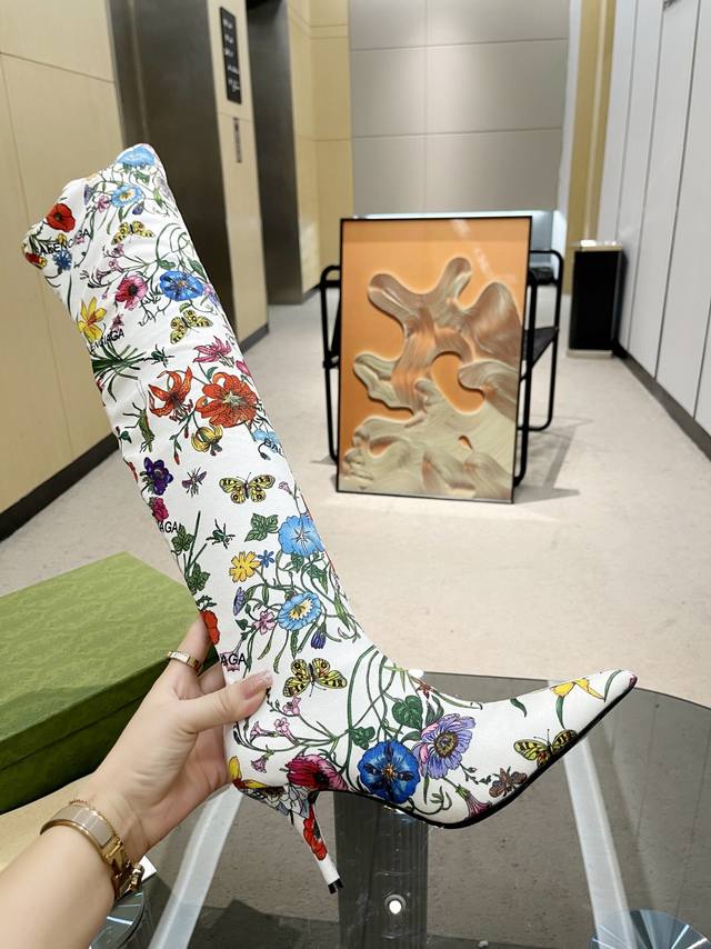 工厂P价 女装女鞋 运动原单早秋Gucci新品22寸修腿神器弹力靴 原版定制，1:1复刻，顶级品质，做工精致完美 马靴以全新双G图案大写彰显自我态度，相互翻转环