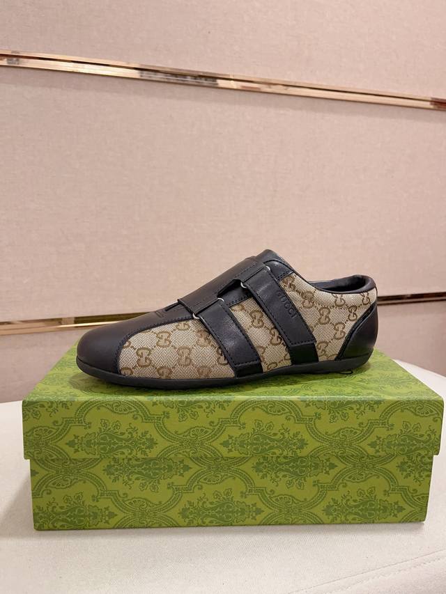 工厂P价 Gucci 古奇 新款 专柜同步发售，鞋面意大利进口牛皮，全进口真皮内里，完全1比1复刻，鞋底：原厂特供原版底，独家活动成型底超级舒适，原厂跟单货，高