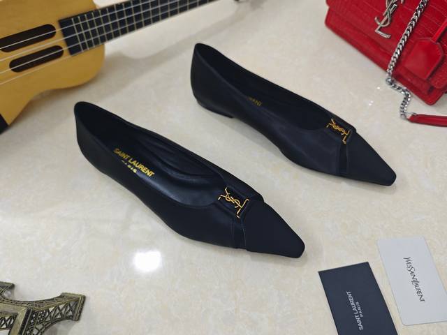 工厂P价 Saint Laurent 圣罗兰、平跟Ysl字单鞋 早秋专柜同步最新款、Ysl、装饰 经典上乘美艳力作 专柜最火春夏系列 兼备气质 时尚 经典耐看的