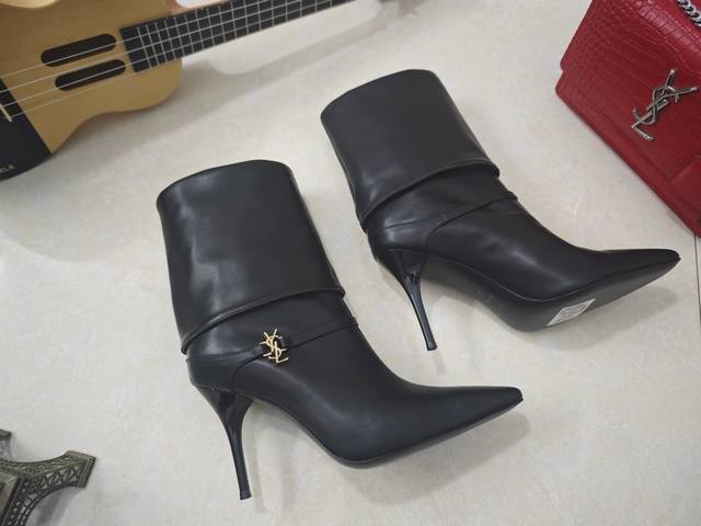 工厂P价 Saint Laurent 圣罗兰、高跟Ysl字高靴鞋 早秋专柜同步最新款、Ysl、装饰 经典上乘美艳力作 专柜最火秋冬系列 兼备气质 时尚 经典耐看