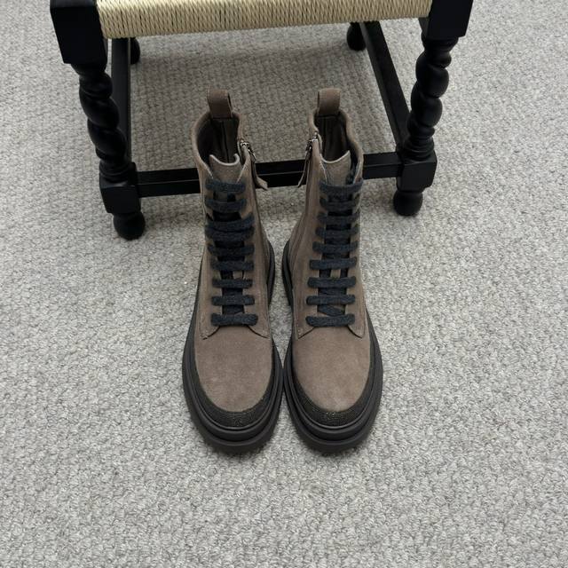 Zp级 Brunello Cucinelli 秋冬Bc新款中筒绑带马丁靴 机车靴子 购入Zp对比定制，外单顶级版 我家真正原厂开发出货，真正出厂价Pp一分钱一分