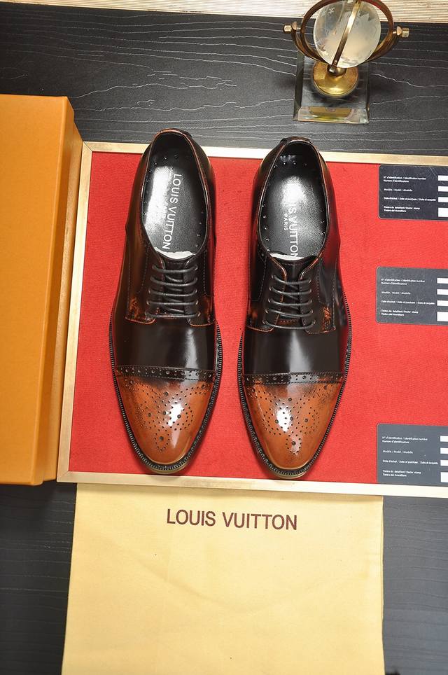Louis Vuitton 羊皮内里 新款牛皮Lv正装鞋专柜一比一制作原单品质、进口牛皮鞋面全羊皮内里原单原版橡胶大底、｛高品质看得见｝码数：38-45 45定