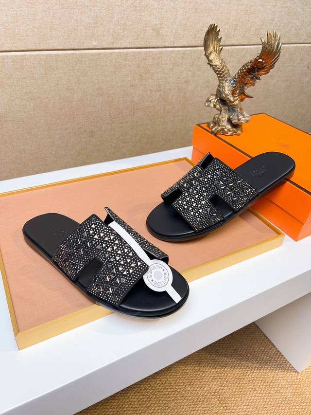 HermèS Size：38-44 46.47定制 Hermes爱马仕 官网最新专柜同步新款Oran彩色皮面H拖鞋 巴黎原版飞回正品开模完美打造最高品质 诚意巨