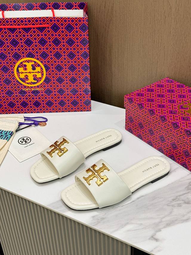 Tory Burch 外贸订单新款平底拖鞋，商务出行的最佳选择，面料牛皮，内里羊皮，上脚超舒适 码数36一42 厂价P 全套包装加10， 配专柜原版布袋