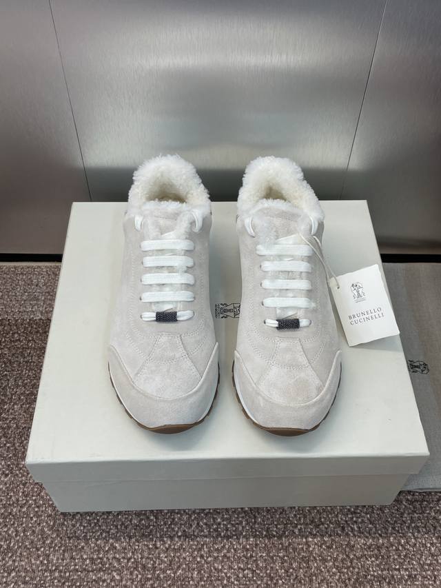 工厂P价P Brunello Cucinelli 2025秋冬新款拼色系带羊羔毛女鞋 Bc厚底圆头标志性串珠休闲运动老爹跑鞋 材质：鞋面进口羊猄皮+原版定制串珠