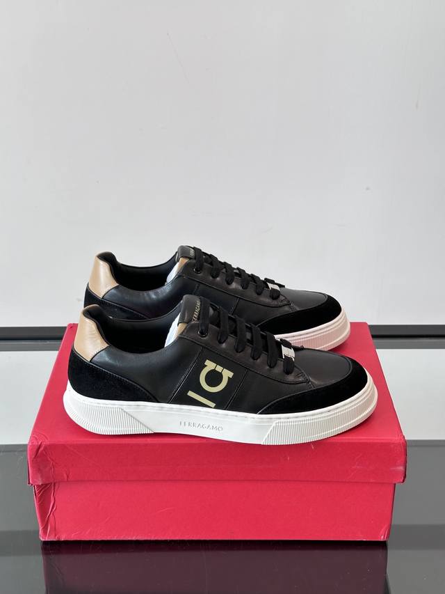 Ferragamo 顶级 码数:38~44 45.46订做不退换 菲拉格慕高端奢品，男士低帮厚底休闲运动鞋，牛皮打造，精品级别，打造现代都会风格！进口小牛皮内里