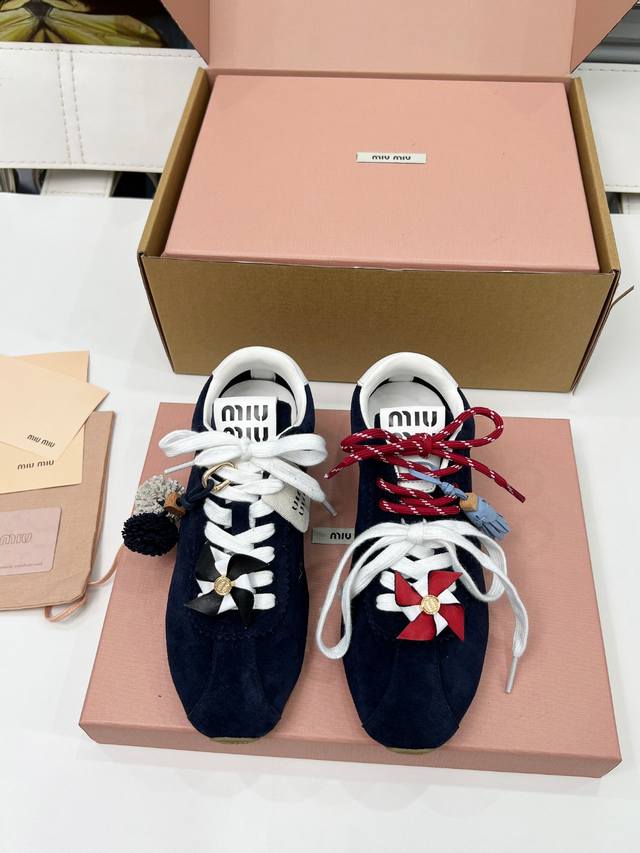 Miumiu鞋子Diy可爱的Charms出厂价P