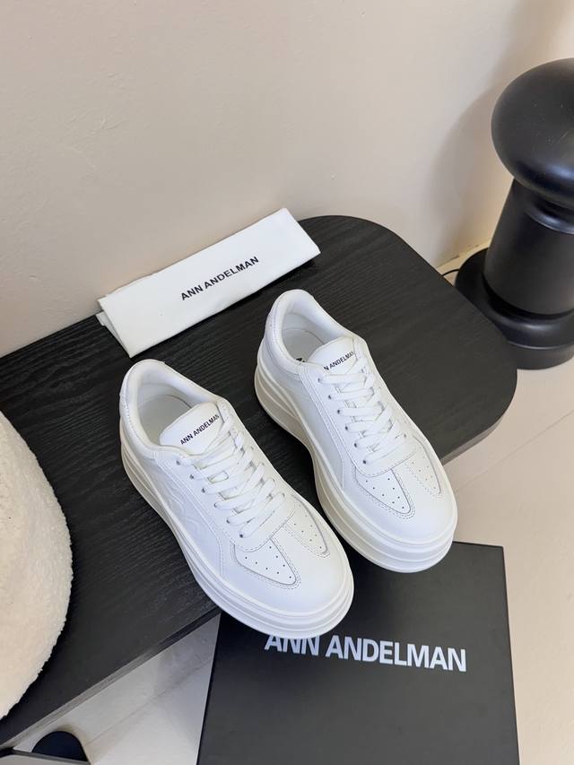 Ann Andelma* 25Ss 新款休闲 厚底运动鞋 一款颜值爆表又充满活力的鞋子 这几个颜色特别好看 让人动心的感觉 巨多客户反馈舒适度极高的一款德训鞋
