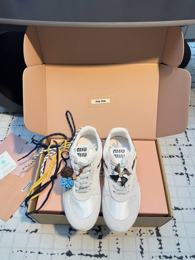 Miumiu Gymnasium Ss25走秀款复古学院风王炸轻盈感德训运动鞋网球鞋！ 今年真的被Miumiu拿捏了..... Miu Miu Gymnasiu