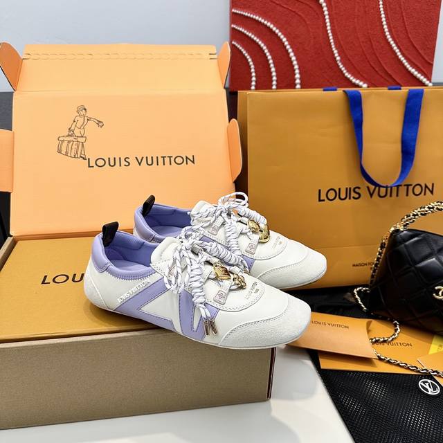 飞机盒 代购版 Lv 驴家25年早春新款Sneakerina系列芭蕾舞德训休闲鞋 爱心锁扣款运动鞋 钟楚曦同款运动休闲鞋 正码:35-39订做40.41订做
