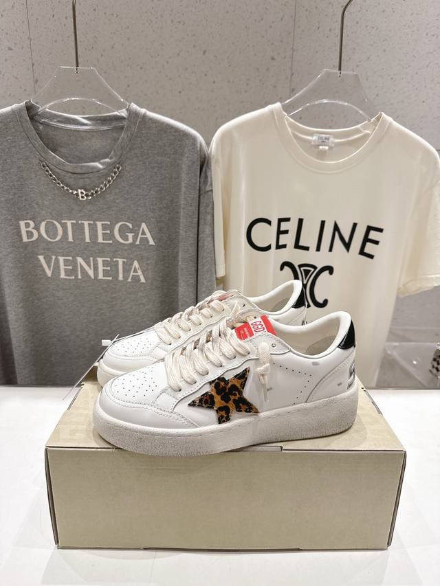 顶级版本 Ggdb~~Golden Goose Deluxe Bran D# 全网最好版本不服来比 # Ggdb Snerkers系列~~火红程度上怼小白鞋，下