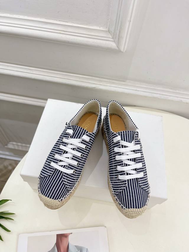 Celine 赛琳 25 2025春夏新品 Les Espadrilles凯旋门系带帆布渔夫鞋上新！ Bs这一季的赛琳真的是开了挂、太有特色了 今年必须要入手一