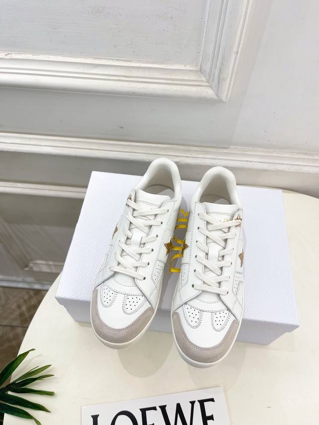 Dior 迪奥 25 2025 早春新款 顶级版本 专柜主打新款 Dior Star 金属星星运动鞋小白鞋 硬货上新 Bs代购级别！高级感十足！国内外博主刷爆的