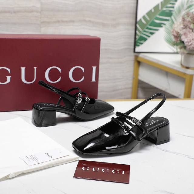 独家新款～ 最高版本 Gucci 春季新款后空凉鞋,走秀款，原版开发。原版一比一拷贝中跟 高跟一系列为保证舒适度精心打磨鞋楦3个月之久。今年超流行方头系列，Gu