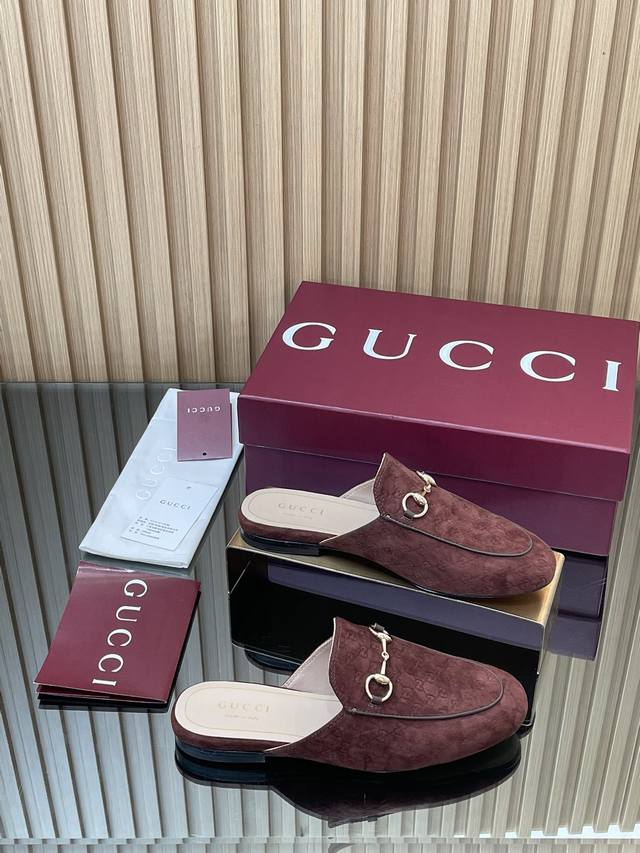 早春Gucci Jordaan系列新品5D立体双Gg压纹单鞋 乐福拖鞋代购级别！Gucci 乐福鞋 拖鞋上脚特别的秀气！原版套楦的做法，和专柜一致！楦型完美，舒