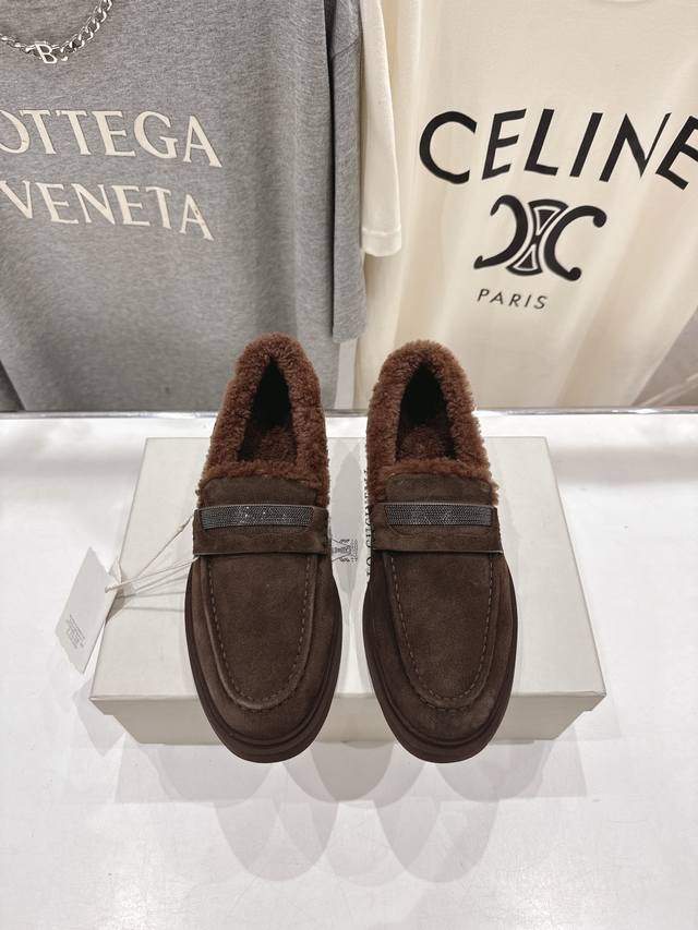 高版本出厂 毛里 Brunello Cucinelli 新款Bc秋冬新款羊毛里一脚蹬乐福鞋休闲鞋，市场高版本 Bc是意大利知名品牌，极简主义风格，复古又高级！简