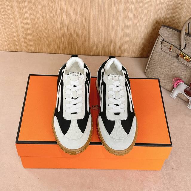 女款 男款70Hermes Jet运动鞋系列 时尚又百搭 上脚超级舒服 每个细节都做到极致 原版定制麂皮 小牛皮 内里混种羊皮 独家私模真皮沿条橡胶大底 Siz