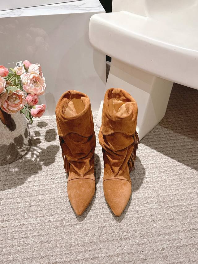 Isabelmarant2025秋冬新款走秀款堆堆靴慵懒法欧风，飒爆了 自然舒适洒脱时髦精最爱对版进口高丝光牛反绒面料，水染牛里，意大利进口真皮大底，码数35-