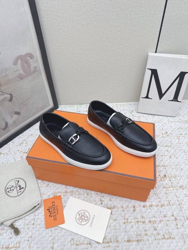 女 男 高版本 Hermes# Lgnacio系列 情侣款 乐福鞋 休闲 运动鞋 原版购入开发 做货 这款小牛皮乐福鞋，饰有皮革编绳和“Chaine D'anc