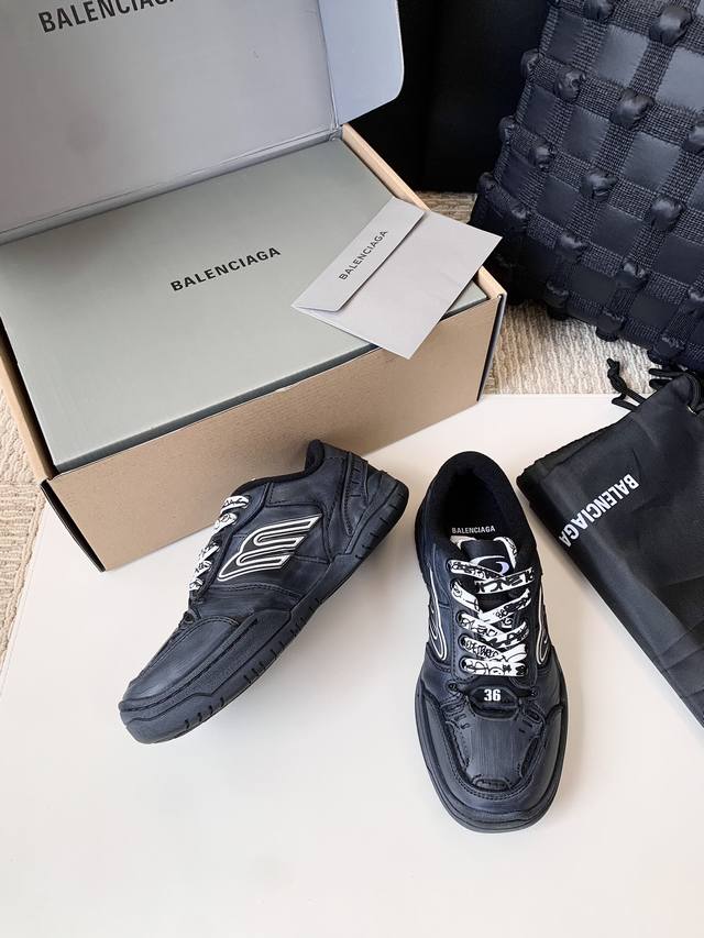 男码+10｜Balenciag*最新情侣休闲老爹板鞋 东莞货 高版本 鞋面原版A级牛皮做旧订制～精修鞋楦，好货看细节实拍，线条流畅版型正，大厂做工 非常考验细节