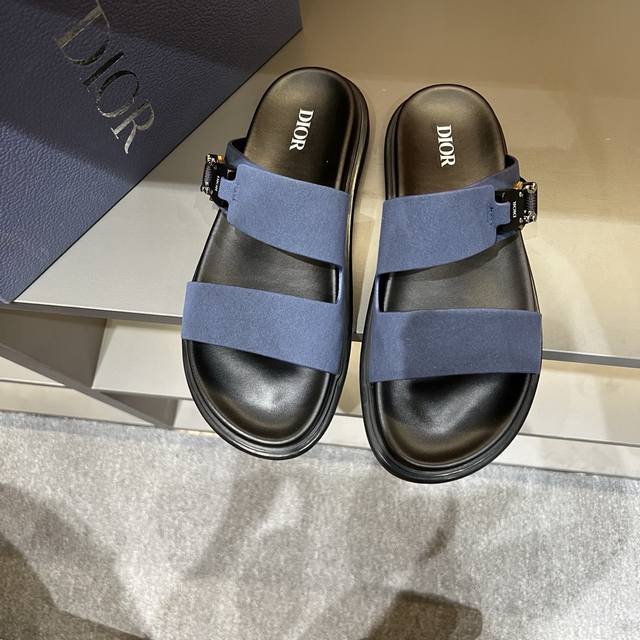 码数38-45 Dior迪奥 最新款H-Town 系列 Oblique 厚底 拖鞋 凉鞋 原版购入开发 做货 这款 Dior H-Town 凉鞋致敬运动风格经典